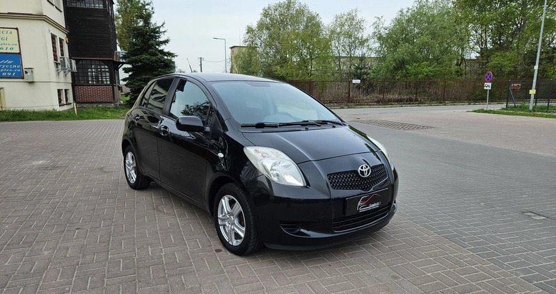 Toyota Yaris cena 14900 przebieg: 199999, rok produkcji 2006 z Stryków małe 667